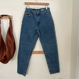 Vintage made in the USA 100% cotton Levi’s 550 Women's denim Jeans no flaws